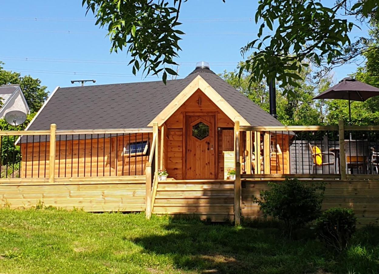 The Hive - Unique Log Cabin With Wood Burning Stove Ludchurch Esterno foto