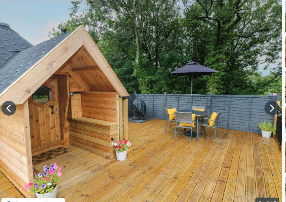 The Hive - Unique Log Cabin With Wood Burning Stove Ludchurch Esterno foto