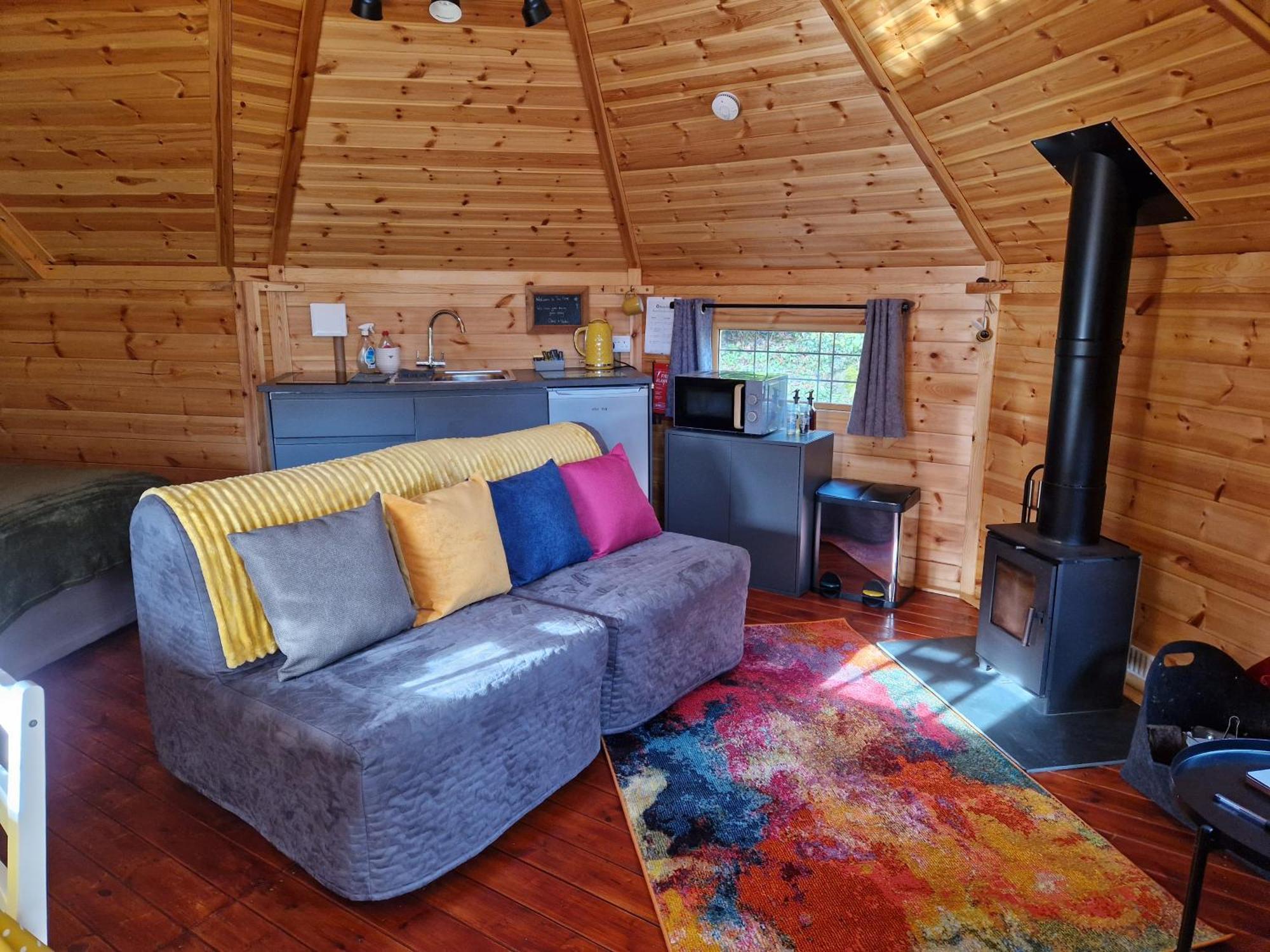 The Hive - Unique Log Cabin With Wood Burning Stove Ludchurch Esterno foto